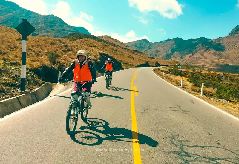 Cycling to Machu Picchu along the Inca Jungle Trek