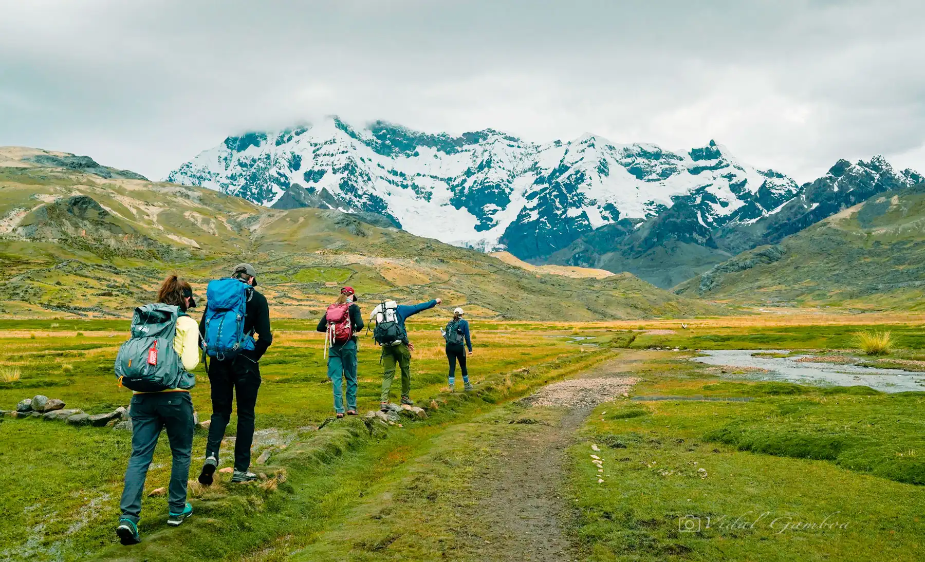 Hiking to Upis, the first camp along the Ausangate Trek 5 Days